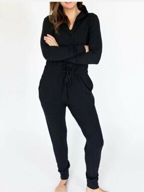 Smash + Tess Black Women’s Long-Sleeve Zip Front Jumpsuit